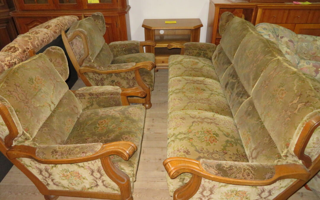 Sedací souprava 3+1+1. původní cena 5.900Kč