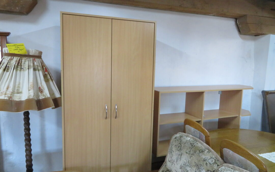 Šatní skříň policová, lamino, PŮV.CENA 2.200,- Kč