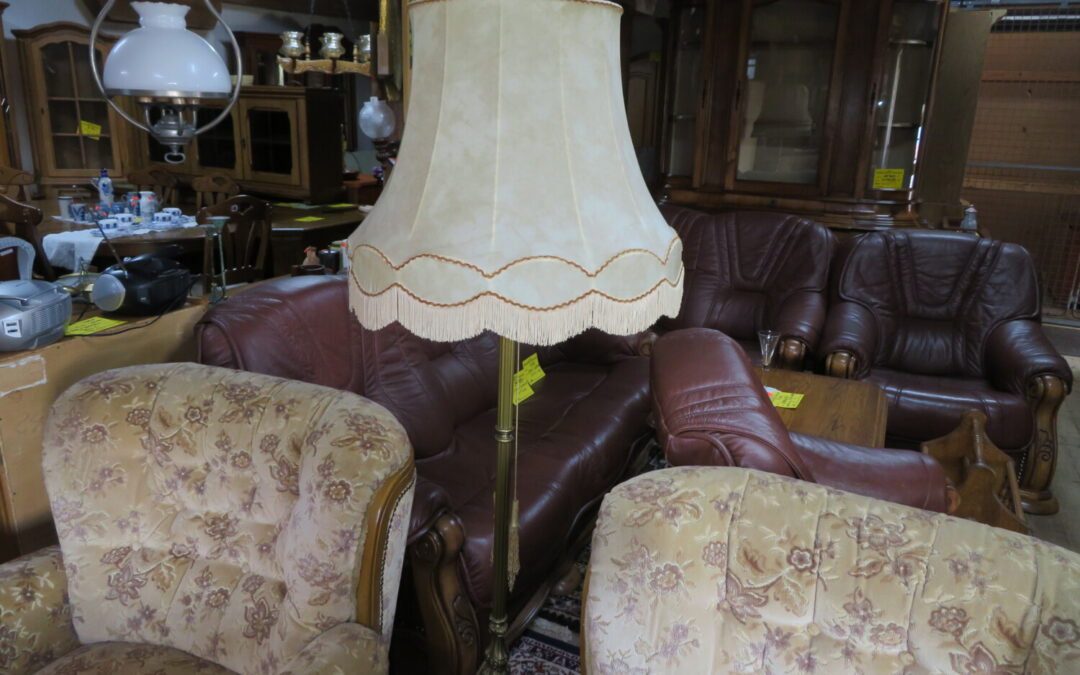 Lampa stojací