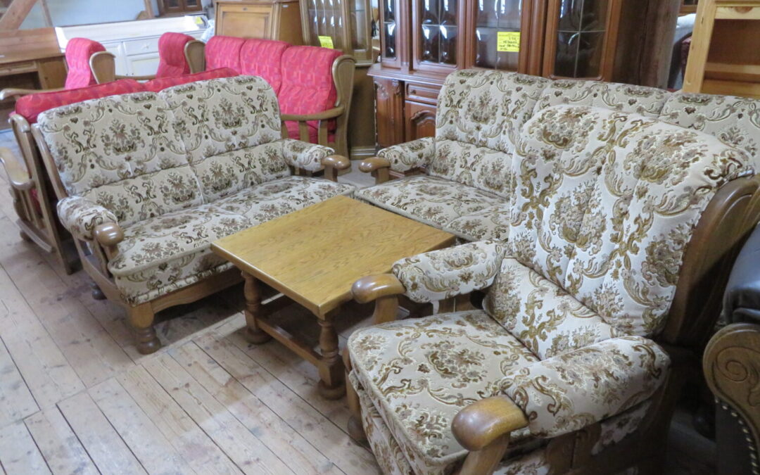 Sedací souprava 3+2+ polohovací křeslo