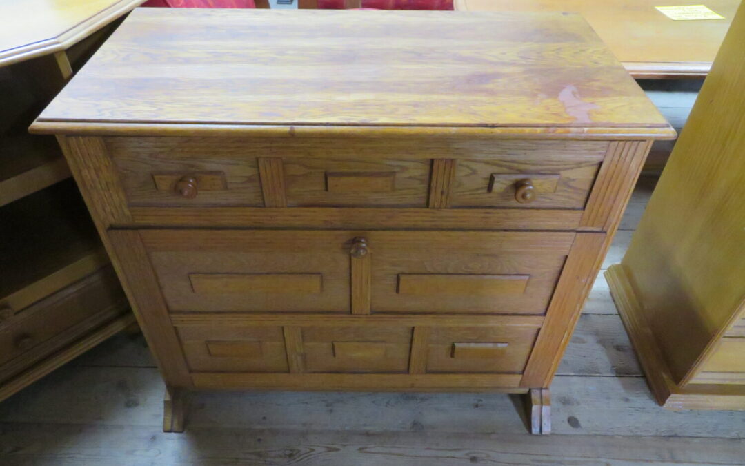 Botník se šuplíkem