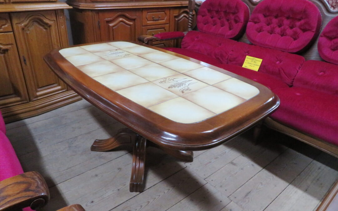 Konferenční stolek dlažba