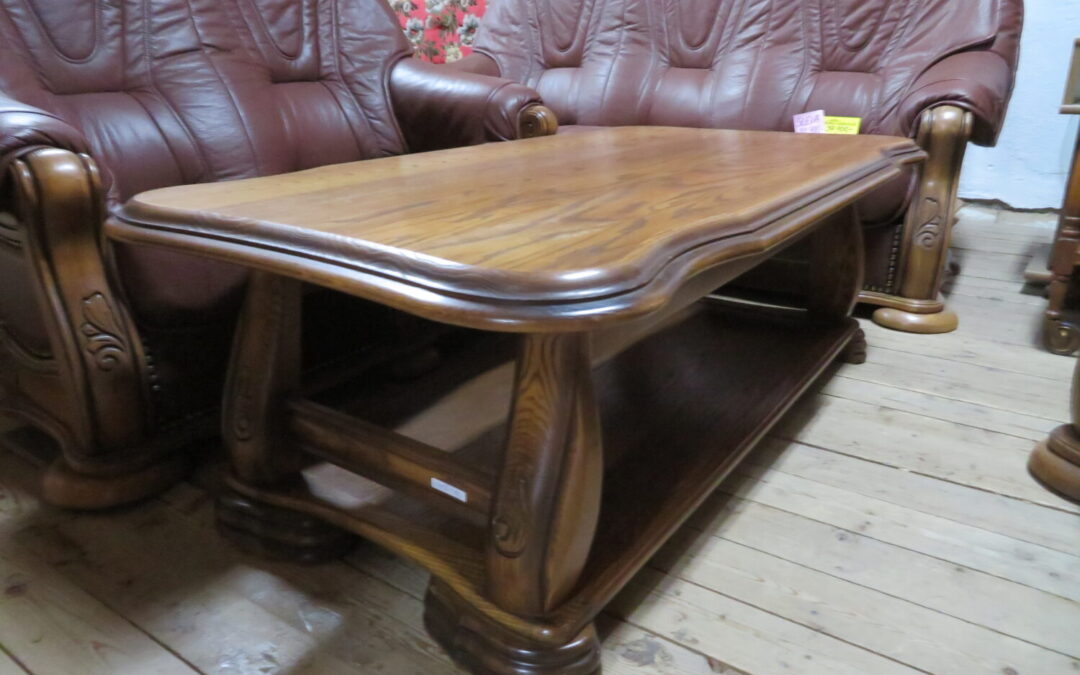 Konferenční stolek